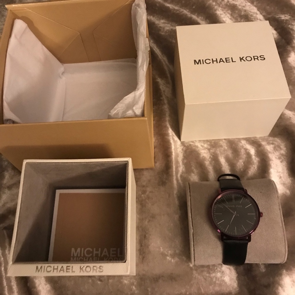 NEW IN BOX MK WATCH! Never worn, never used.